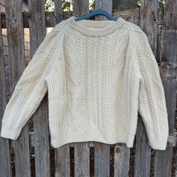 Hand-knitted Irish 100% wool sweater, knitted with classic Aran Isles stitches. - Picture 2 of 6